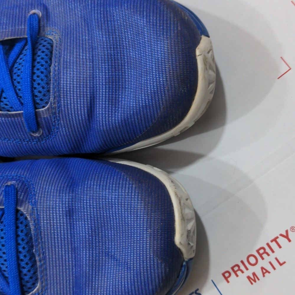 Under Armour Basketball Shoes View 4